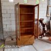 Almari buku kaca 2 pintu minimalis 2 laci bahan kayu jati, rak buku