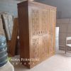 almari pakaian 3 pintu ukiran kayu jati bisa request ambalan/gantungan