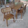 set meja makan minimalis kombinasi rotan 6 kursi bahan kayu jati