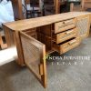 Buffet Minimalis 2 Pintu 3 Laci New Variasi Rotan Rangka Kayu Jati