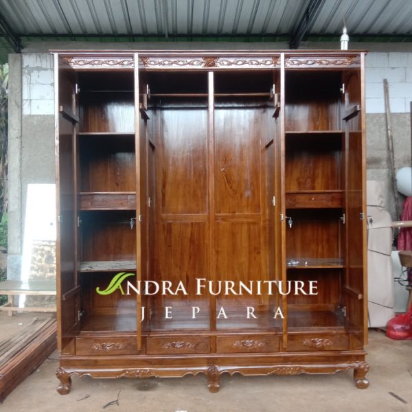 Almari pakaian 4 pintu ukir tiang ukir bahan full kayu jati jepara