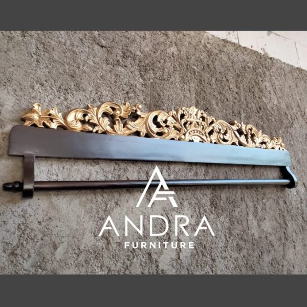 gantungan kain ukiran warna kombinasi emas ,gawangan ukir dinding