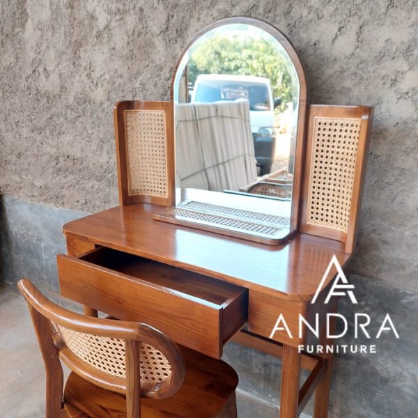 Meja Rias Unik rotan cermin kayu jati minimalis