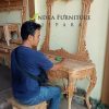 Meja Konsul Ukir Hias