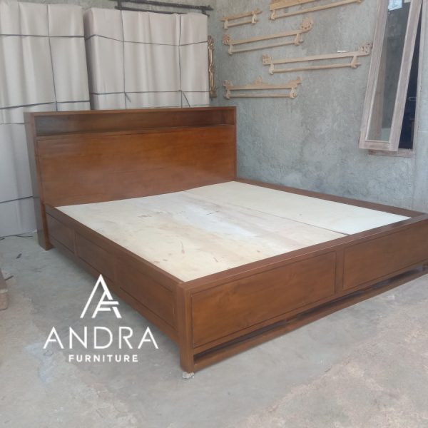 Dipan Minimalis Rak Modern Garis Bahan Kayu Jati Custom