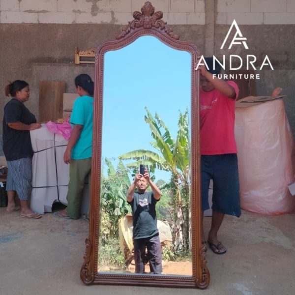 ecc0a531-78c3-47f5-8bed-99c20f5c8163 Standing Mirror Mirror Hias Unik Mirror Ngaca