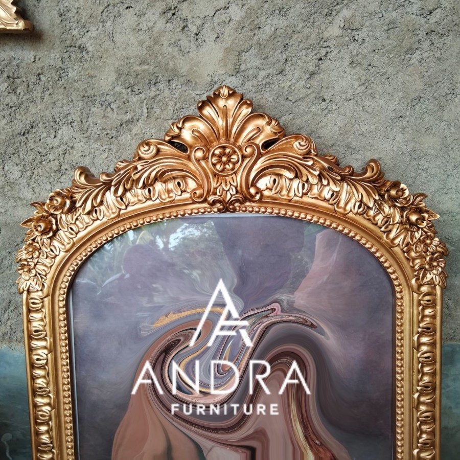 figura foto keluarga,pigura ukir klasik gold kualitas hnya frame saja