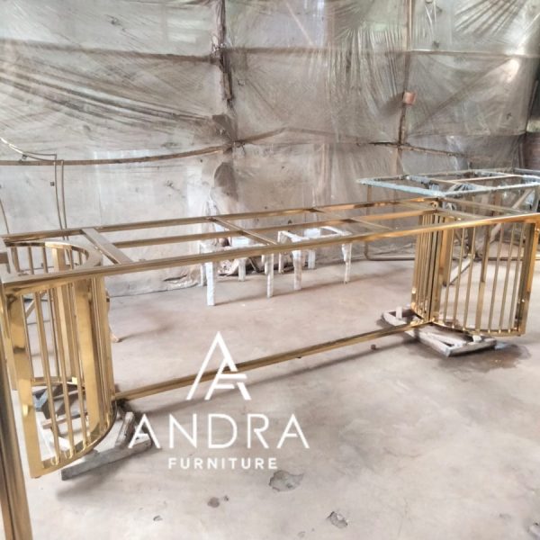 Meja Makan Panjang Jeruji Rangka Stainless Stell.3 Meja Makan Panjang Jeruji Rangka Stainless Stell