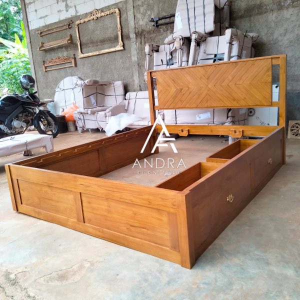 Dipan Minimalis 160x200 CM 2 Laci Kayu Jati Heardboard Ukir Salur