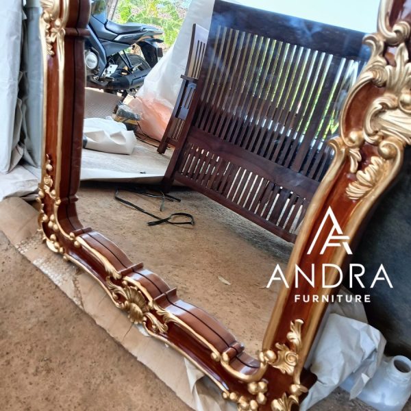 aaaacf48-fc3a-4188-a157-6597eecabbbf mirror ukir warna kombinasi, cermin kayu ukiran klasik