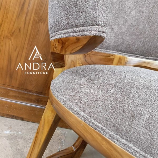 Kursi makan kayu jati sofa empuk sandaran unik kayu jati serbaguna kokoh berkuali