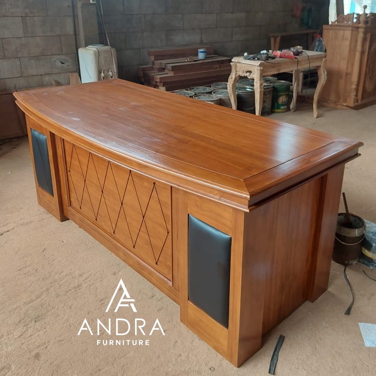 meja kantor exclusive, meja direktur, meja kerja manajer kayu jati