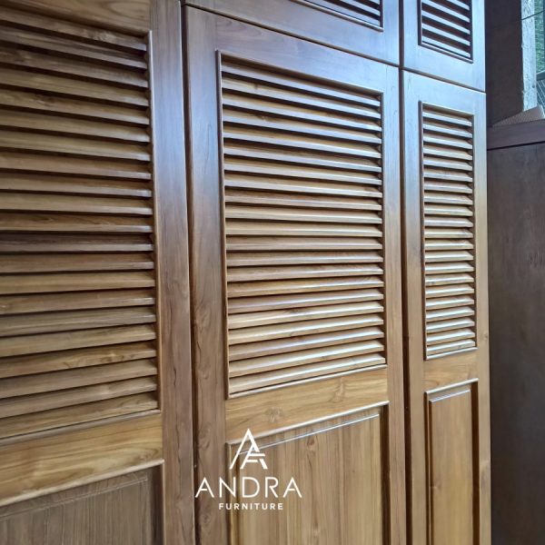 Lemari Pakaian Jati Model Minimalis