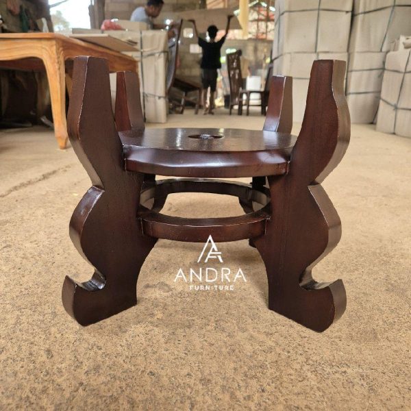 Pot bunga dari bahan kayu jati