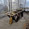 Meja MakanMeeting Stainless Steel Luxury - Geometric W Design
