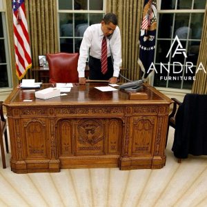 Meja Kantor Kayu Jati Mewah full ukir Elegansi dan Profesionalitas untuk Ruang Kerja