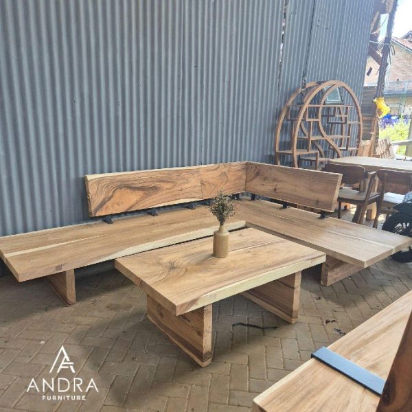 Bangku Sudut Trembesi Minimalis Modern  Kokoh, Mewah, dan Elegan