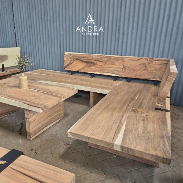 Bangku Sudut Trembesi Minimalis Modern  Kokoh, Mewah, dan Elegan