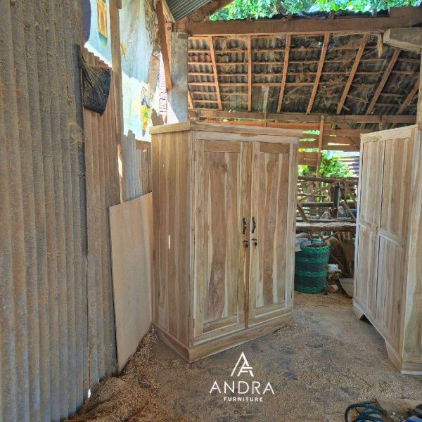 Almari Kos 2 Pintu Kayu Jati Solid Minimalis, Kokoh & Awet2 Almari Kos 2 Pintu Kayu Jati Solid Minimalis, Kokoh & Awet