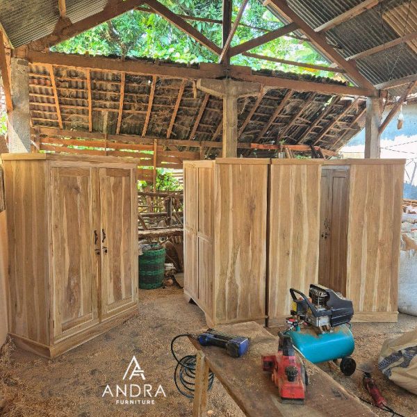 Almari Kos 2 Pintu Kayu Jati Solid Minimalis, Kokoh & Awet4 Almari Kos 2 Pintu Kayu Jati Solid Minimalis, Kokoh & Awet