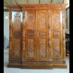 Almari pakaian ukiran gebyok 4 pintu bahan full kayu jati