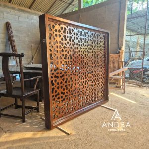 Partisi Penyekat Ruangan Kayu Jati Minimalis Custom