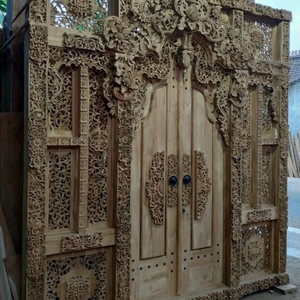 Gebyok Kayu Jati Full Ukiran Model Bali