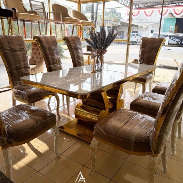 Meja Makan 8 Kursi Stainless Gold Top Marmer Carara