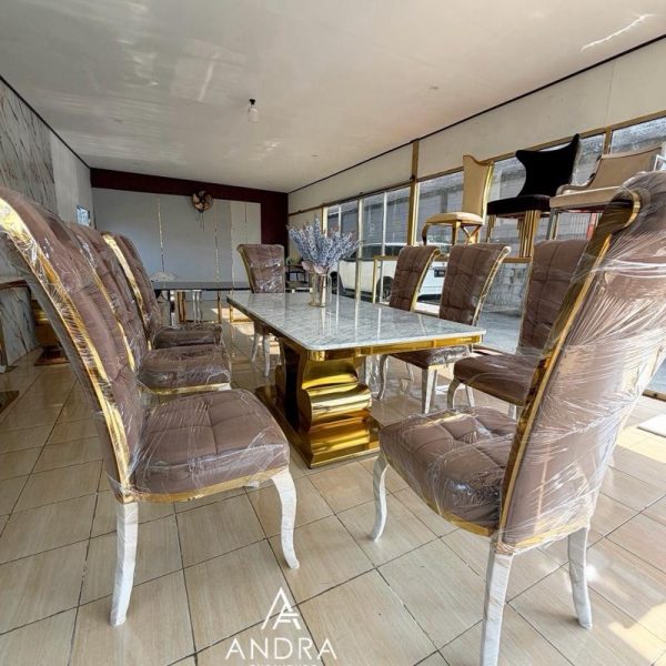 Meja Makan 8 Kursi Stainless Gold Top Marmer Carara