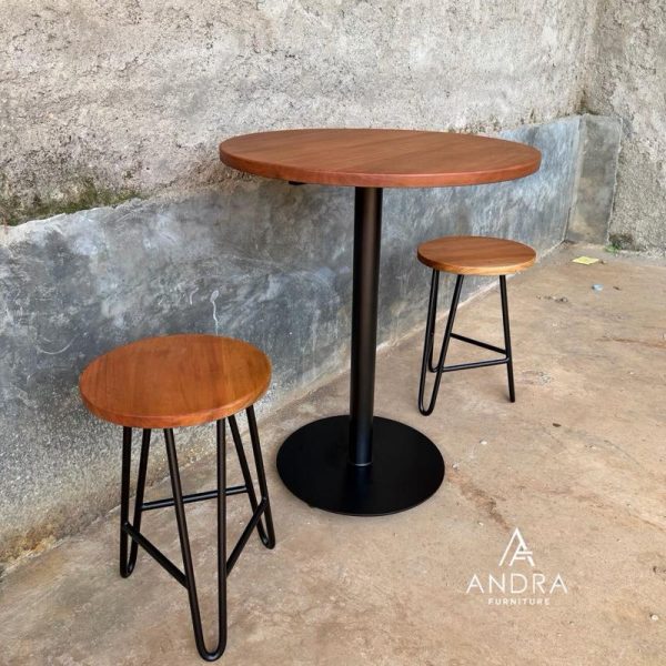 Set Meja Bulat Kafe 2 Kursi Besi Minimalis