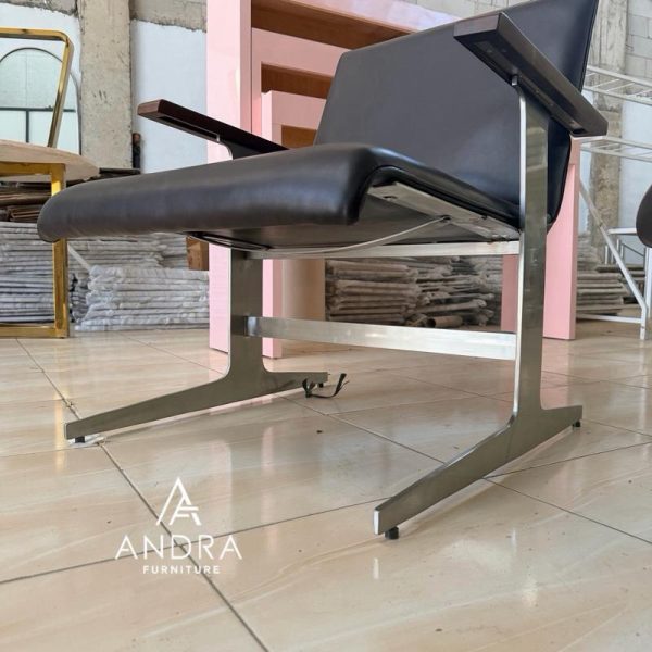 Kursi Kantor Mewah Kaki Stainless with armrest