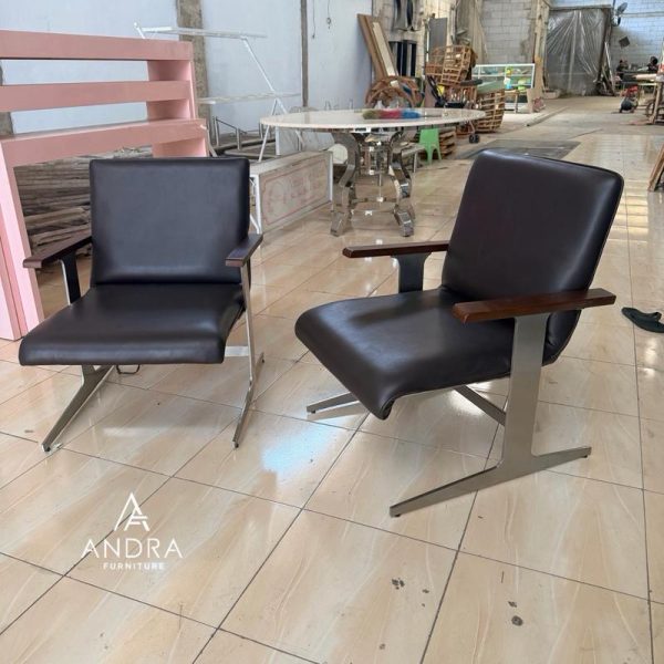 Kursi Kantor Mewah Kaki Stainless with armrest