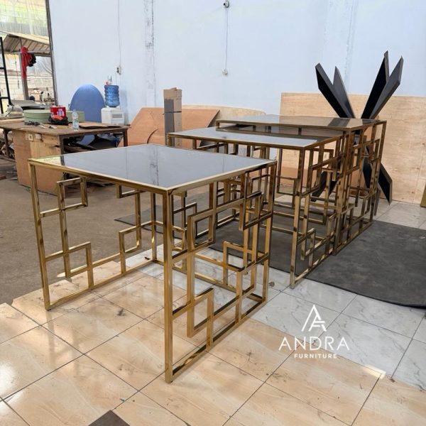 Nesting Table Rangka Stainless Gold  Elegan dan Modern 