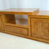buffet tv minimalis kayu model bunga tulip kayu jati