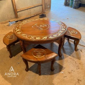 Set Meja Lesehan Batik Kayu Jati Eksklusif dan Ergonomis